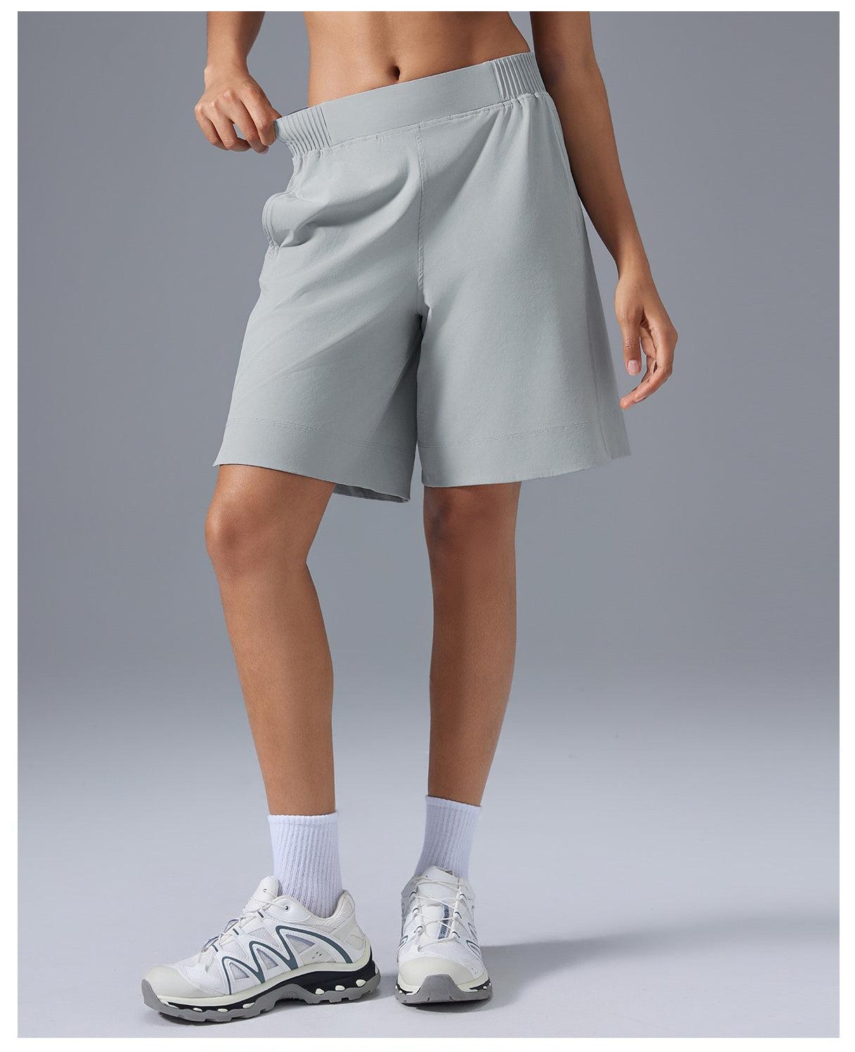 High-waisted sports shorts